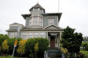 The Garden House, at 2336 15th Ave. S., is the oldest home on Beacon Hill. The state garden society has voted to put it up for sale, sparking fears it could be torn down for new development. (Greg Gilbert/The Seattle Times)